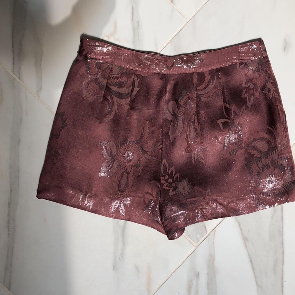 Tildon Shorts